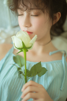 盲女